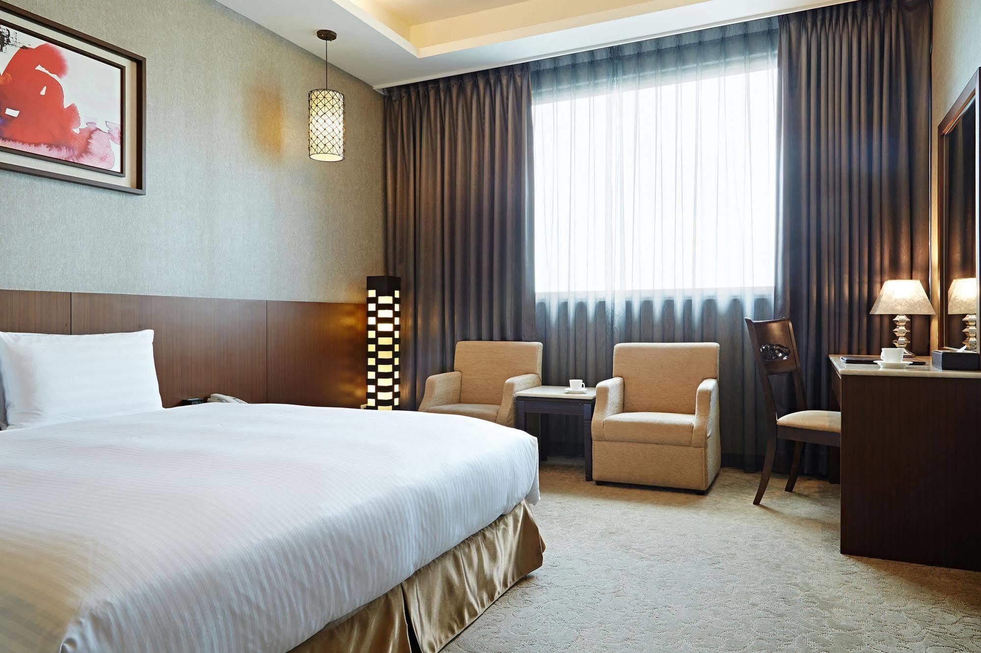 Guanko Hotel Ťia-i Exteriér fotografie