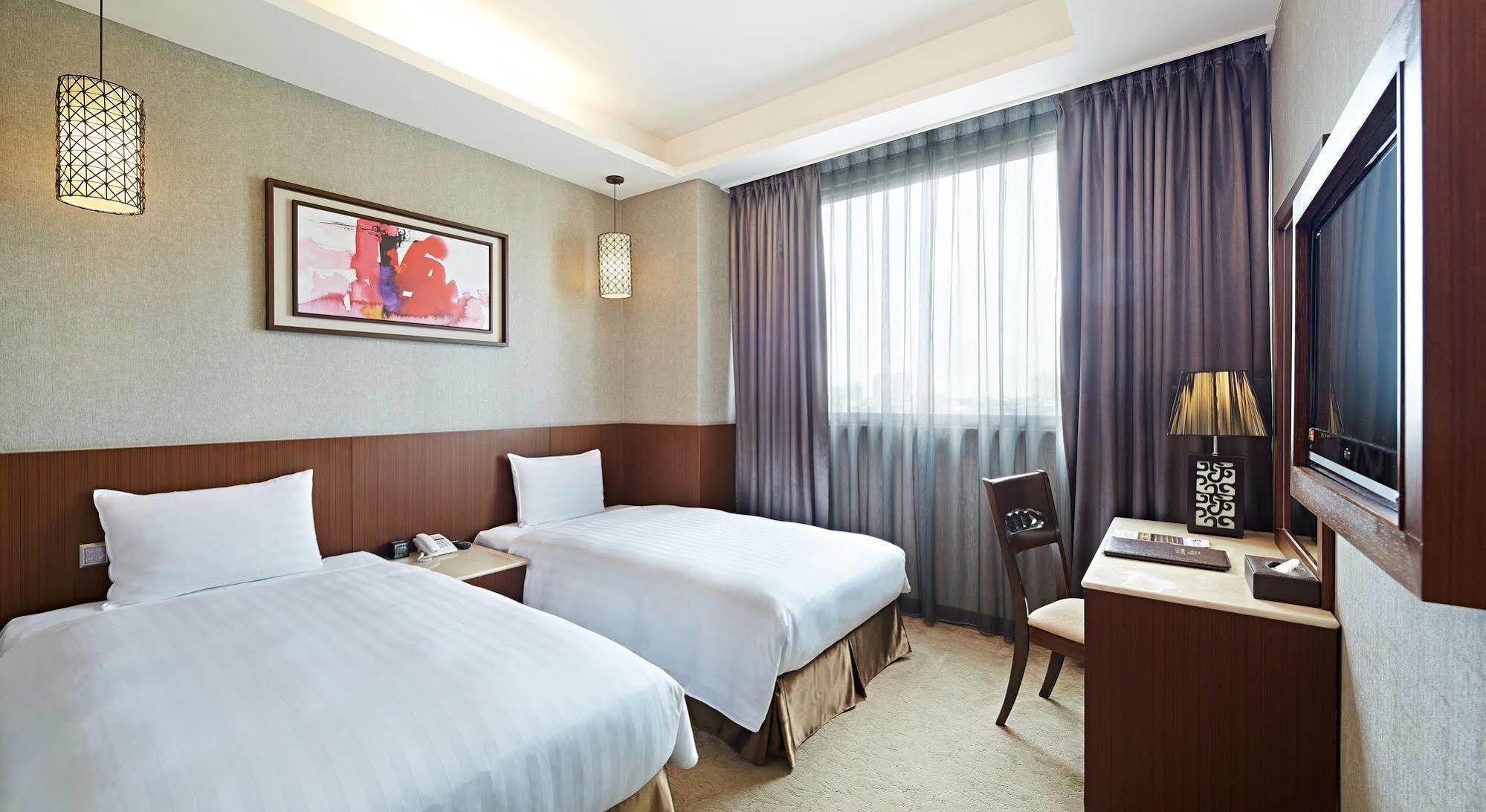 Guanko Hotel Ťia-i Exteriér fotografie